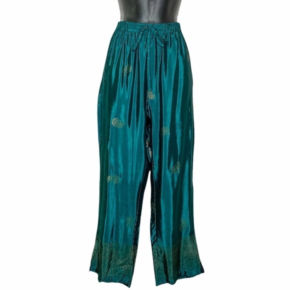 CHAMPAGNE Collections by All That Glitter Teal & Gold Embroidered Pajama Set - Picture 5 of 15